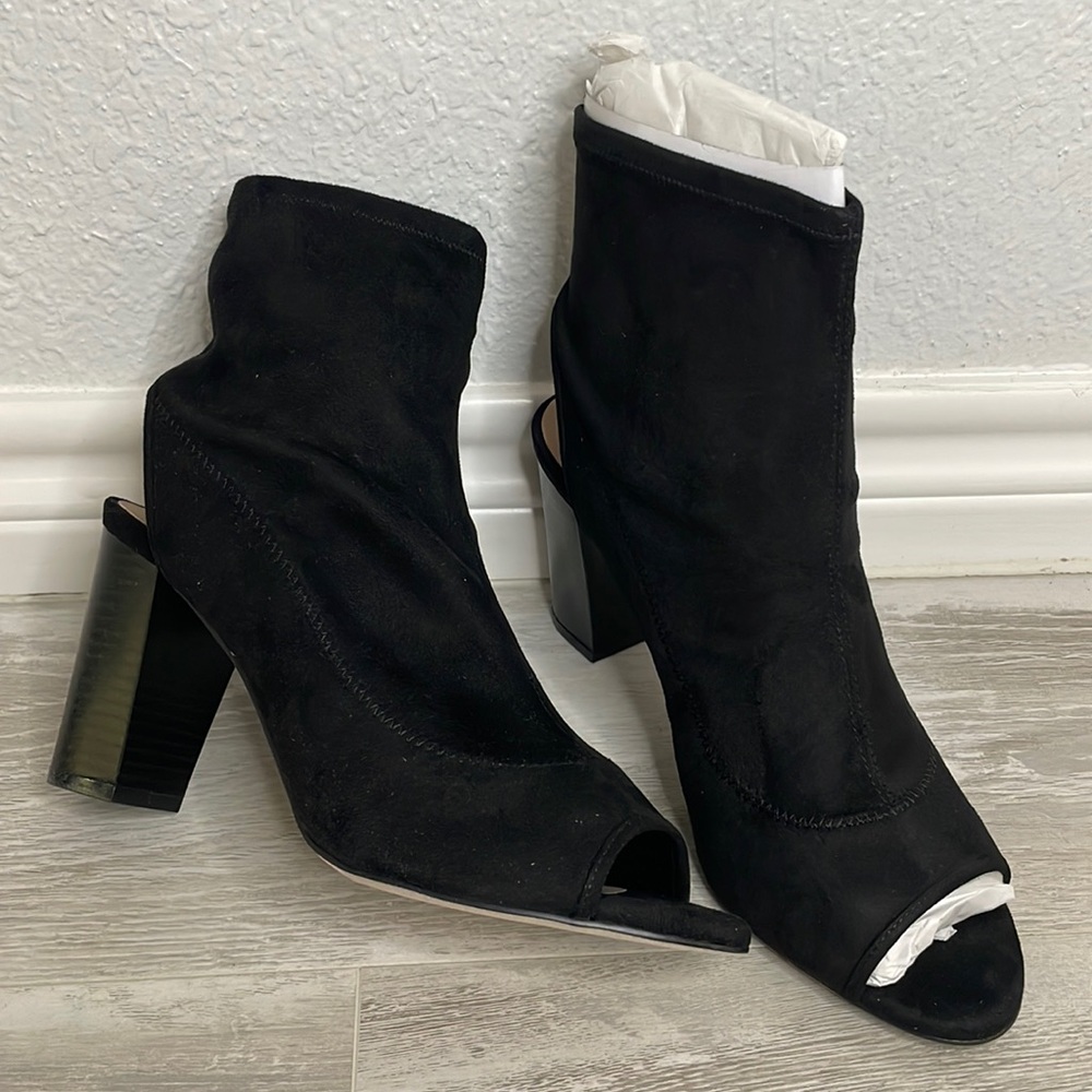 NIB INC Kayden Black Faux Suede Open Toe Heel Ankle Boots 8.5